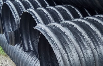 雨後的鋼帶增強波紋管