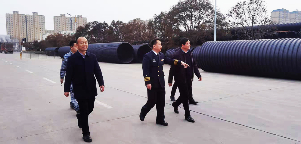 縣（xiàn）武裝部部長周文軍蒞臨山東糖心vlog參觀指導